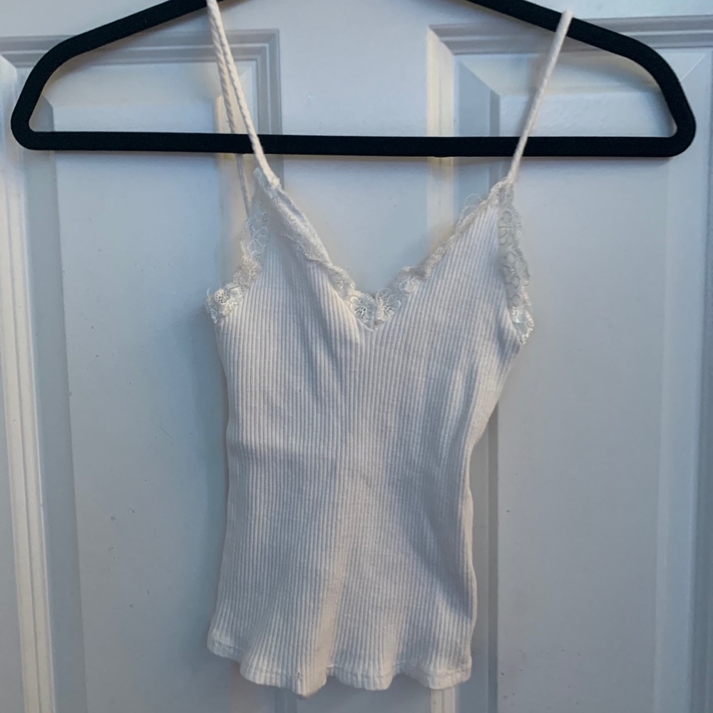 White tank top lace lined